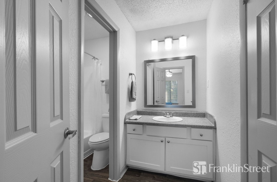 More Photos Of 1756 S Clyde Morris Blvd, Daytona Beach Apartments For Sale