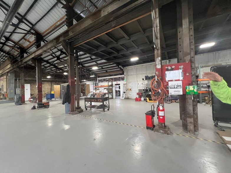 More Photos Of 508 E 900 S, Provo Manufacturing For Sale