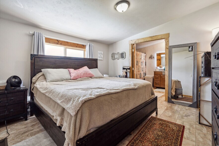 More Photos Of 83 Sweebee Ln, Columbia Falls Multifamily For Sale