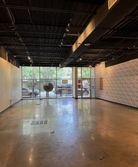 More Photos Of 5705 Kavanaugh Blvd, Little Rock Restaurant For Lease