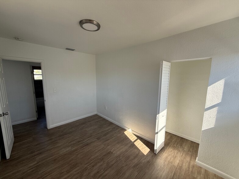 More Photos Of 236 SW 10th Ave, Miami Apartments For Sale