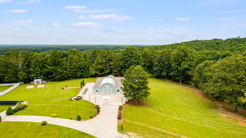More Photos Of 100 McPherson Rd, Villa Rica Lodge Meeting Hall For Sale