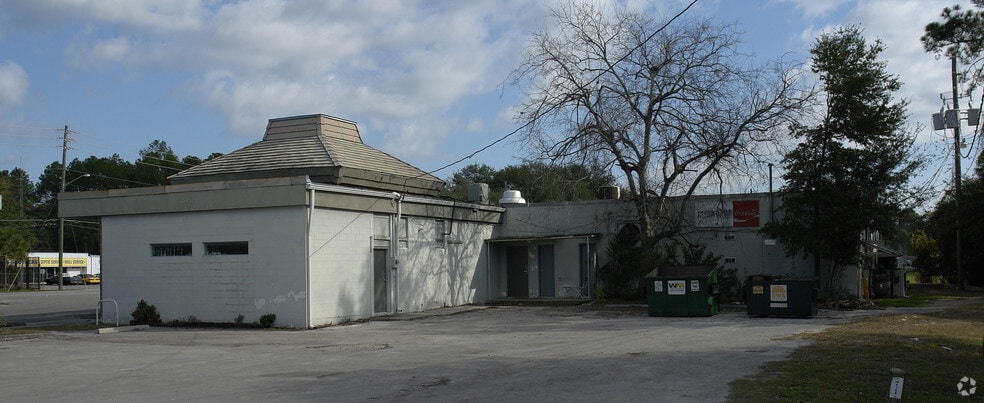 More Photos Of 215 NE 16th Ave, Gainesville General Retail For Sale