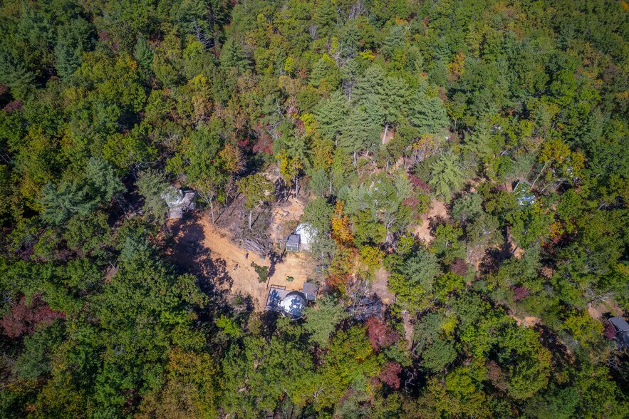 More Photos Of 1105 Fall Creek Rd, Purlear Specialty For Sale