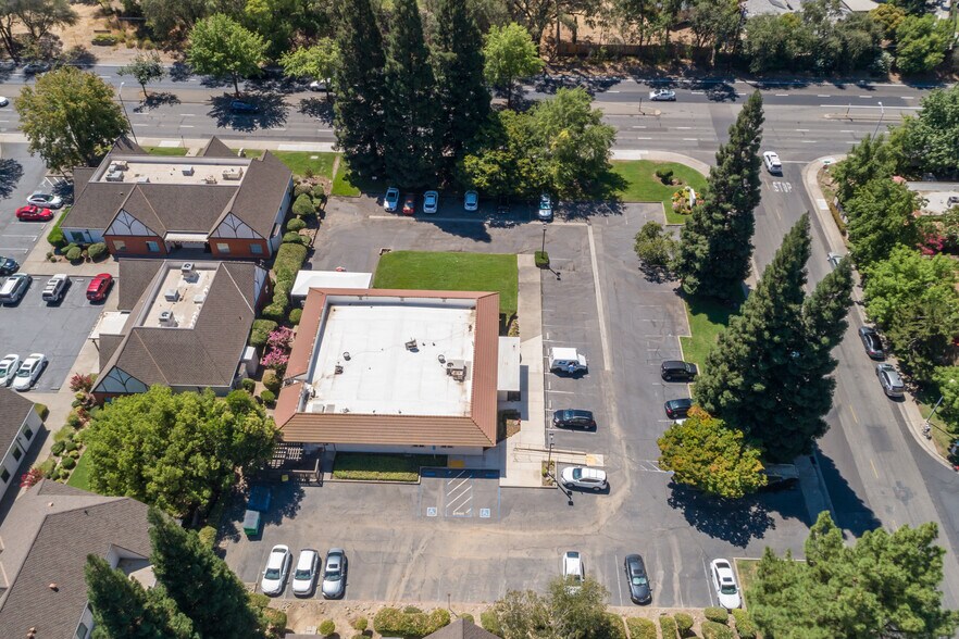 More Photos Of 8001 Madison Ave, Citrus Heights Medical For Sale