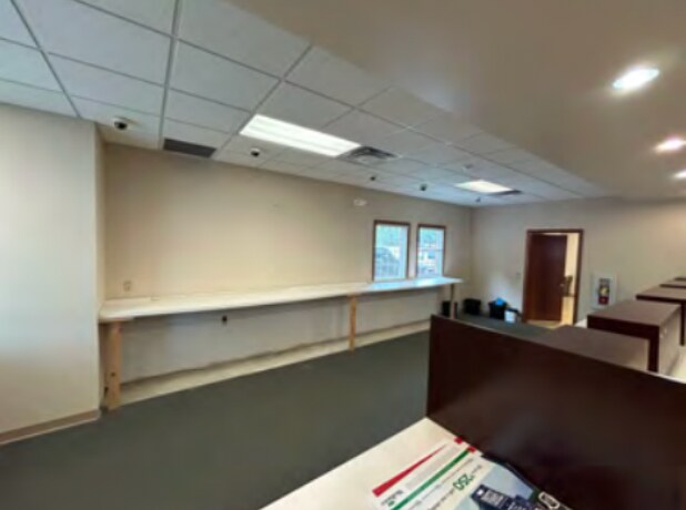 More Photos Of 2630 Rochester Rd, Cranberry Township Freestanding For Lease