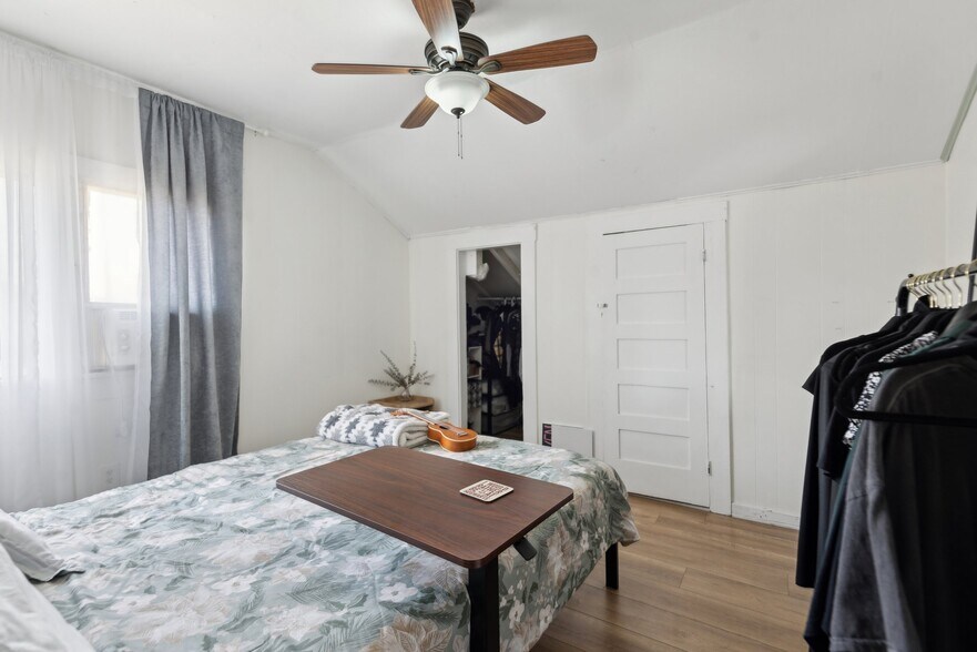 More Photos Of 426 Ivy St, Glendale Apartments For Sale