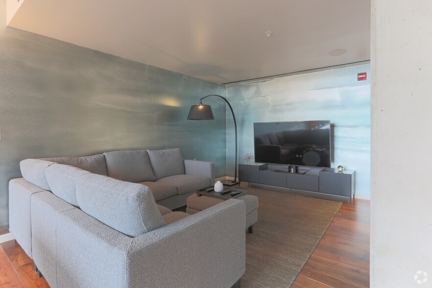 More Photos Of 770 Jackson St, Hoboken Apartments For Lease