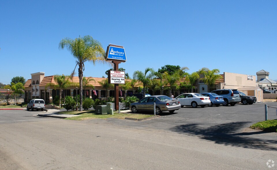 More Photos Of 430 N Cedar St, Escondido Office Residential For Lease