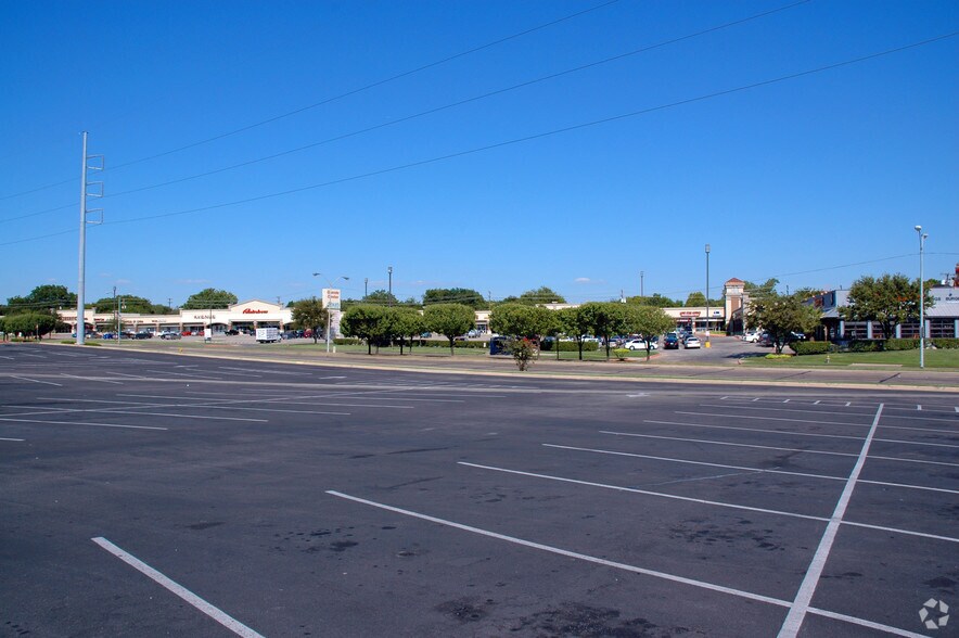 More Photos Of 2522-2678 N Belt Line Rd, Irving Unknown For Sale