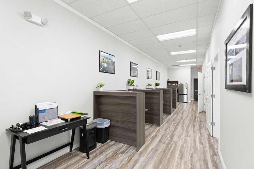 More Photos Of 1450 N Courtenay Pky, Merritt Island General Retail For Sale