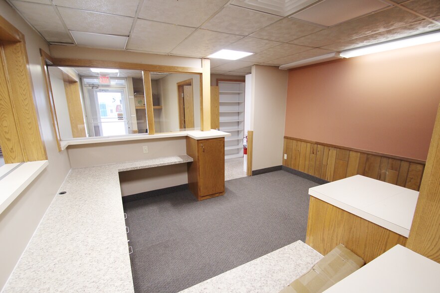 More Photos Of 223 N Main St, Rittman Office For Lease