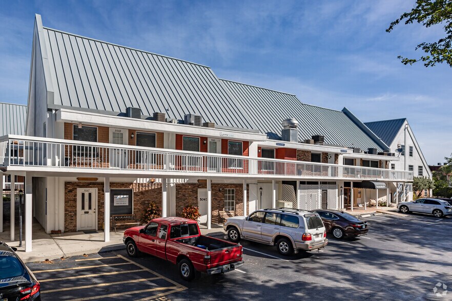 5047 Tamiami Trl E Unit 5069  