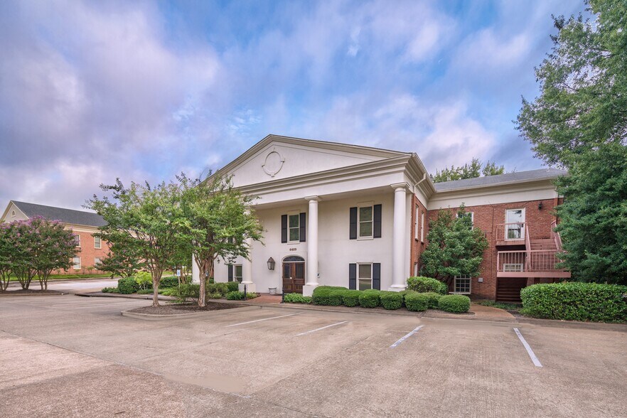 More Photos Of 6409 Quail Hollow Rd, Memphis Medical For Sale