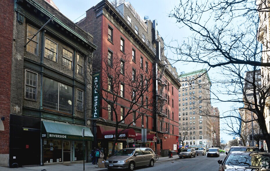 More Photos Of 252 W 108th St, New York Apartments For Lease