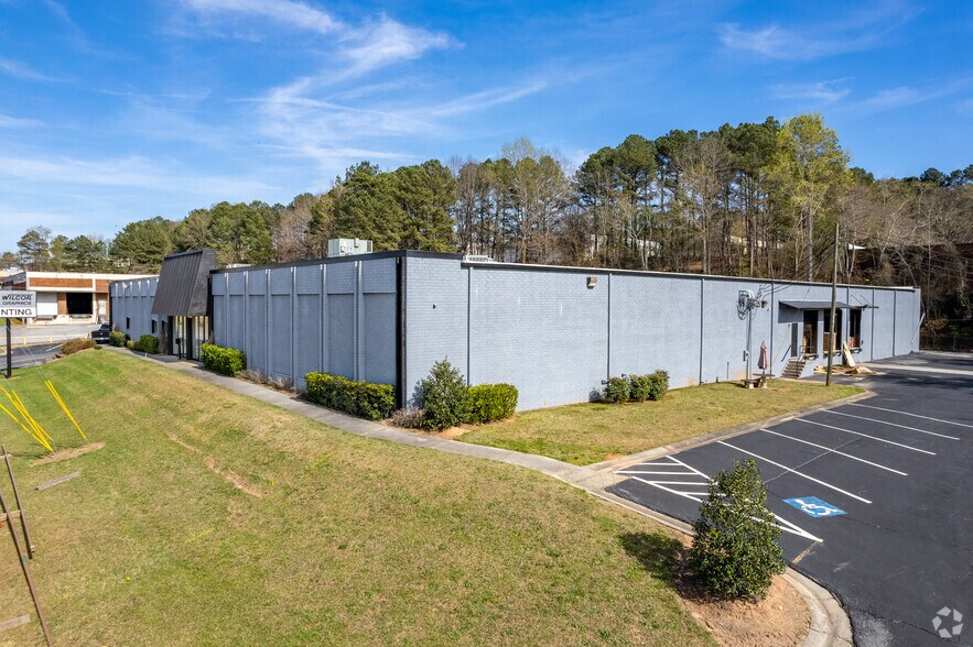 Primary Photo Of 6364 Warren Dr, Norcross Distribution For Sale