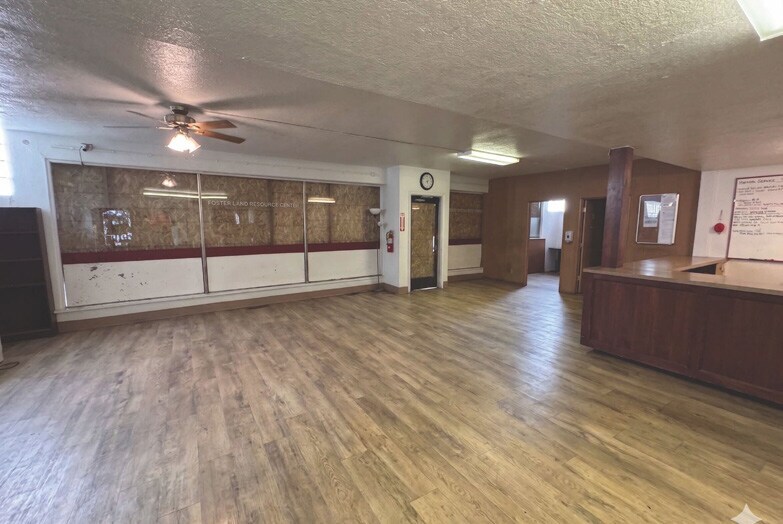 More Photos Of 137 S Lincoln Ave, Loveland Storefront For Sale