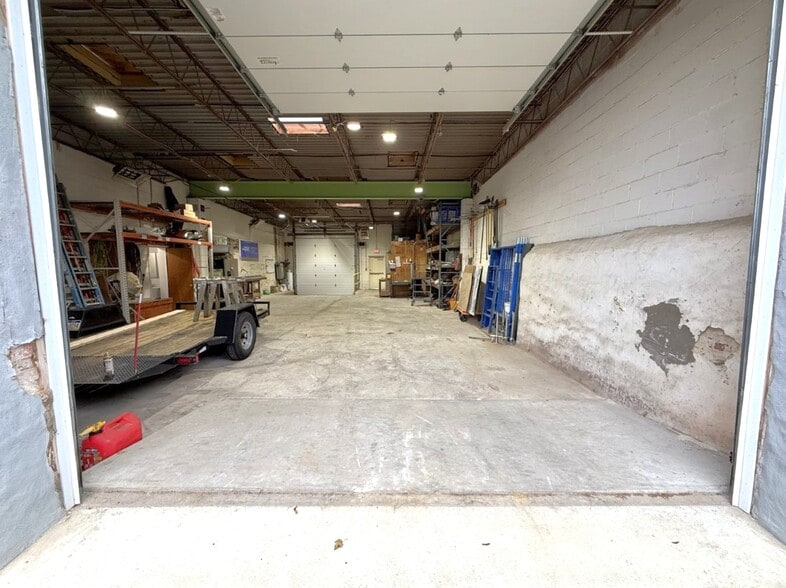 More Photos Of 3 S 5th St, Darby Warehouse For Sale