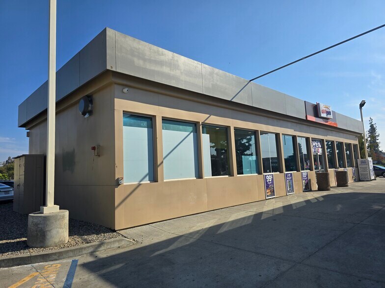 More Photos Of 1020 E Shaw Ave, Fresno Service Station For Sale