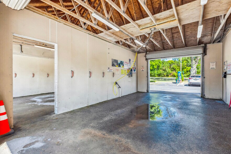 More Photos Of 205 Steelmanville Rd, Egg Harbor Township Self Storage For Sale