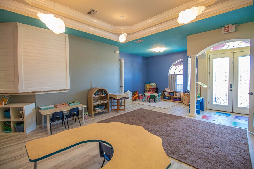 More Photos Of 17162 Toledo Blade Blvd, Port Charlotte Medical For Sale