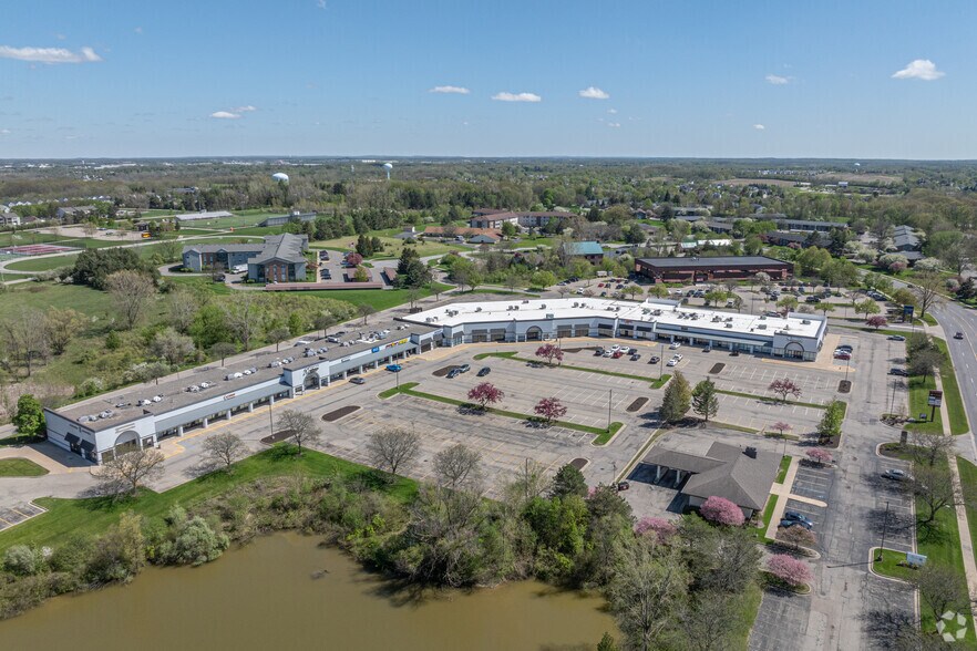 More Photos Of 4450-4548 Breton Rd SE, Grand Rapids General Retail For Sale