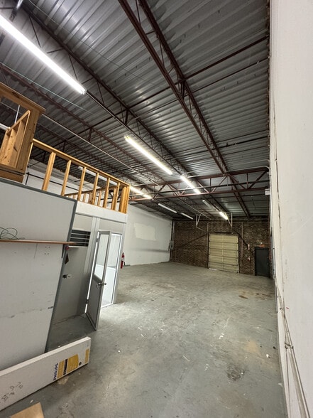 More Photos Of 3200 E Martin Luther King Junior Dr, High Point Light Distribution For Lease