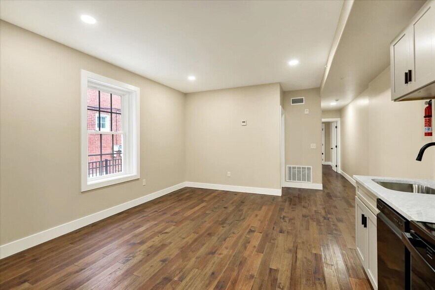 More Photos Of 241 S 5th St, Reading Apartments For Sale