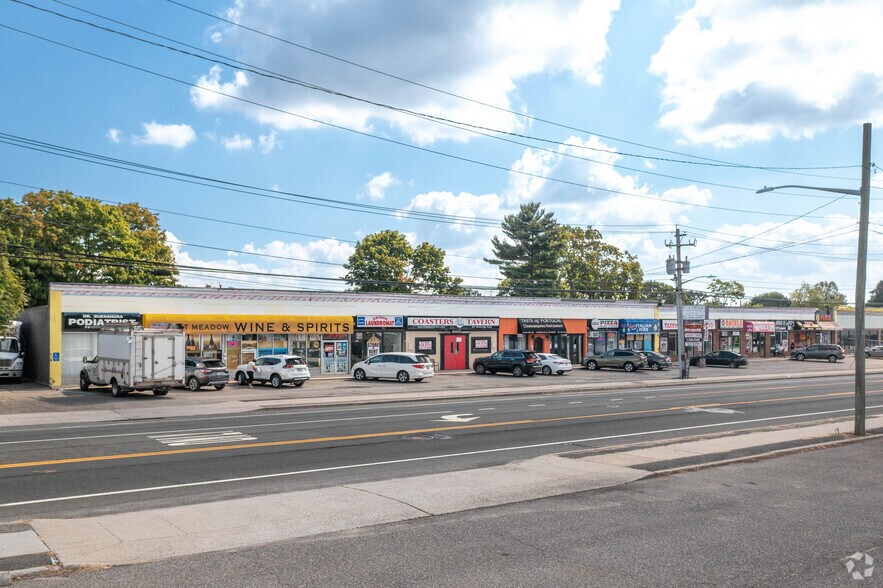 Primary Photo Of 477-505 Newbridge Rd, East Meadow General Retail For Lease