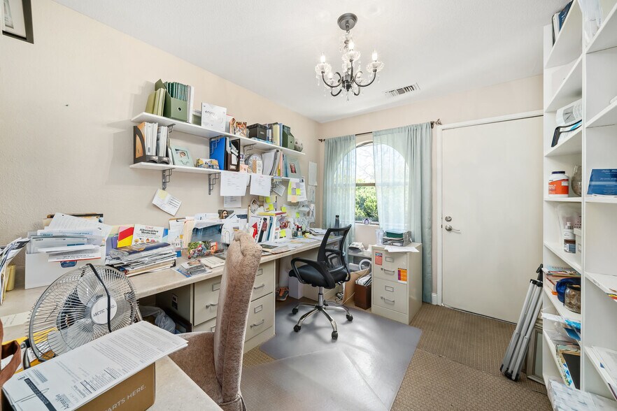 More Photos Of 1050 Las Tablas Rd, Templeton Medical For Lease