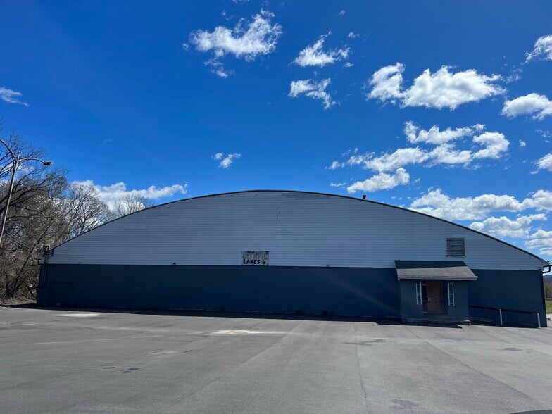 More Photos Of 5 Elmwood Rd, Menands General Retail For Sale