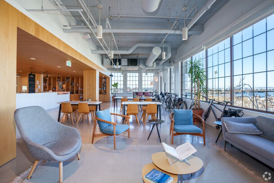 More Photos Of 66 Franklin St, Oakland Office For Sale