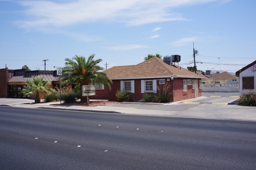 Primary Photo Of 1601 S Maryland Pky, Las Vegas Office For Sale
