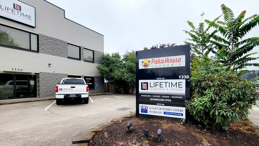 More Photos Of 1310-1330 12th St SE, Salem General Retail For Sale