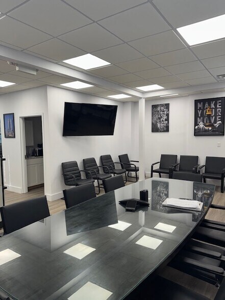 More Photos Of 844 McCarter Highway, Newark Office For Lease