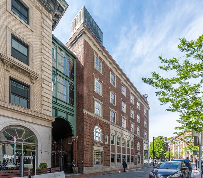 More Photos Of 1374 Massachusetts Ave, Cambridge Office For Lease