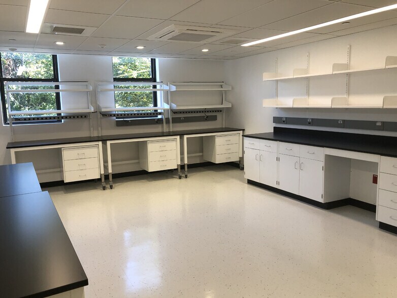 More Photos Of 237 Putnam Ave, Cambridge Office For Lease