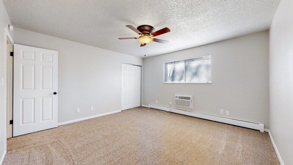 More Photos Of 807-813 37th Ave, Greeley Apartments For Sale