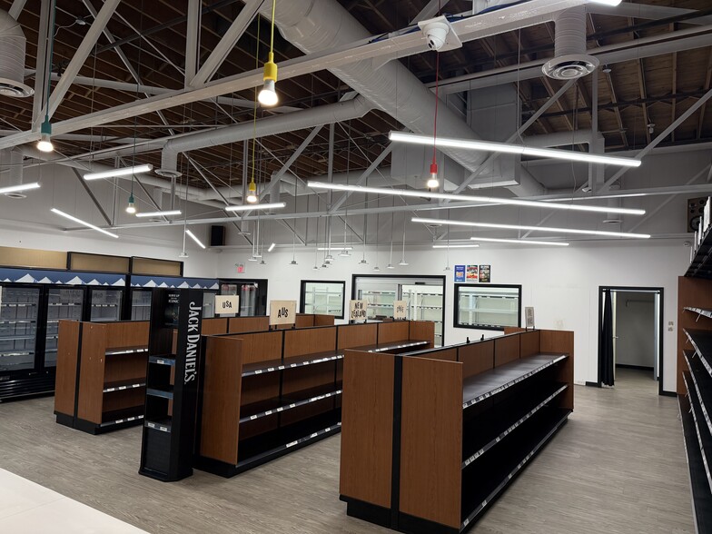 More Photos Of 10930 119 St NW, Edmonton General Retail For Lease