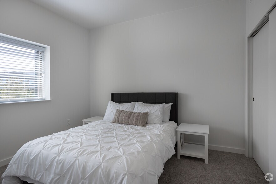 More Photos Of 3800 Park East Dr, Beachwood Apartments For Lease