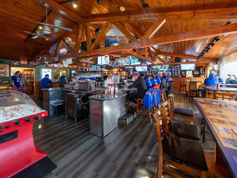 More Photos Of 4300 Abbott Rd, Orchard Park Restaurant For Sale