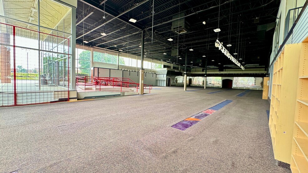 More Photos Of 3510 Mall Blvd, Duluth Freestanding For Lease