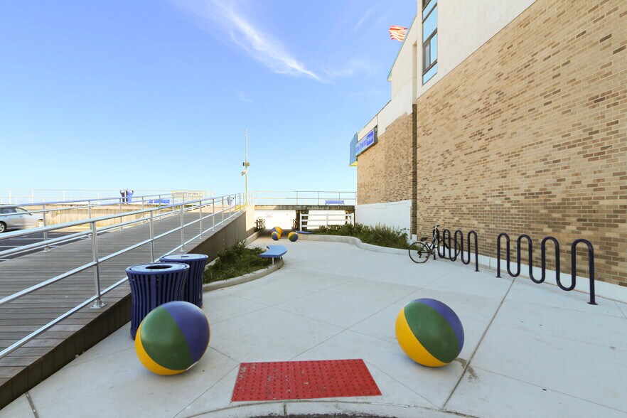 More Photos Of 5100 Atlantic Ave, Wildwood Hotel For Sale