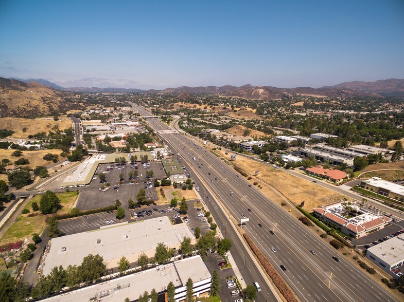 More Photos Of 28888-28914 Roadside Dr, Agoura Hills Unknown For Lease