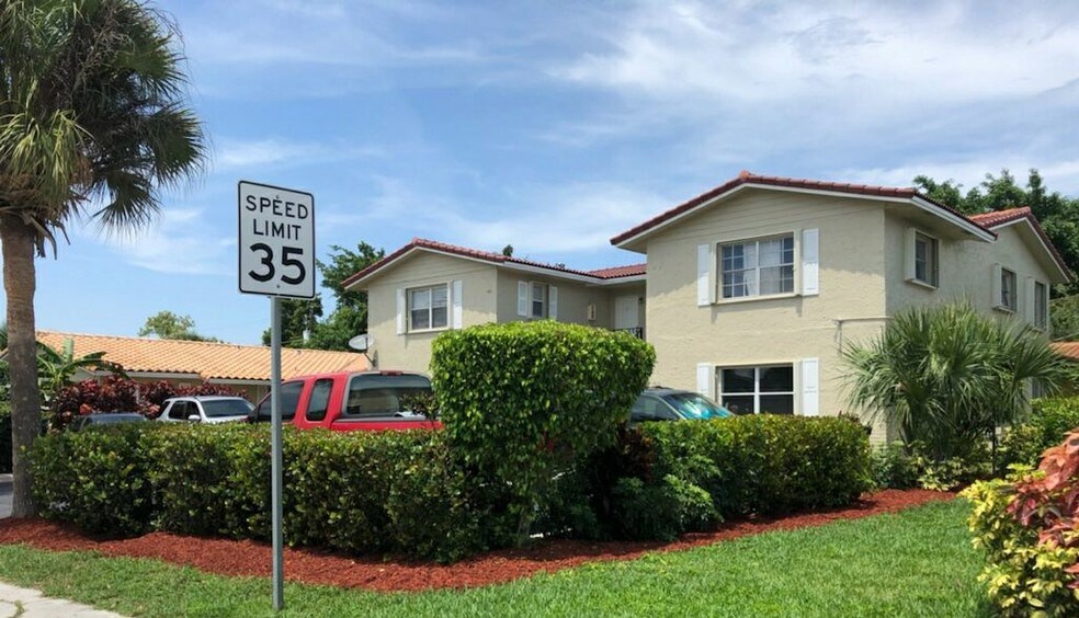 More Photos Of 4103 Riverside Dr, Coral Springs Apartments For Sale