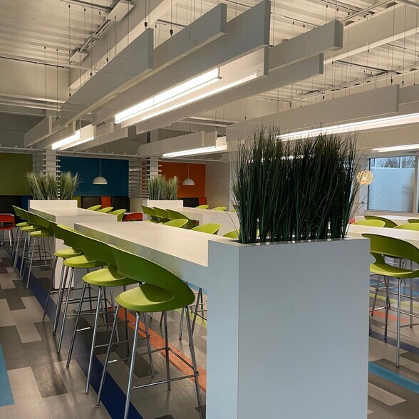 More Photos Of 29777 Telegraph Rd, Southfield Coworking Space
