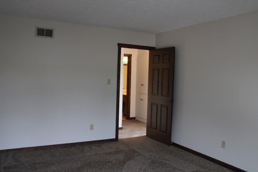 More Photos Of 390 Edinburgh Rd, Dublin Apartments For Sale