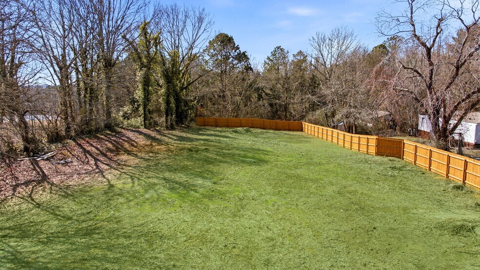 More Photos Of 5323 Thompson Bridge Rd, Murrayville Land For Sale