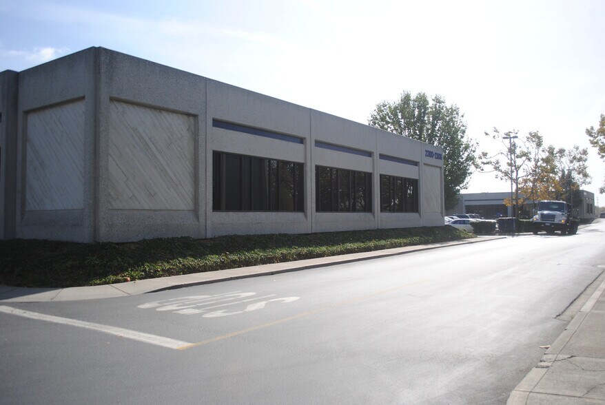 More Photos Of 2330-2344 Merced St, San Leandro Office For Lease