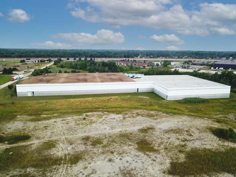 More Photos Of 8001 Moving Way, Mentor Warehouse For Sale